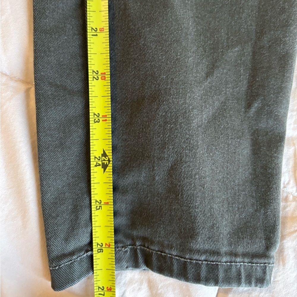 Banana Republic Utility Jeans - Picture 4 of 6
